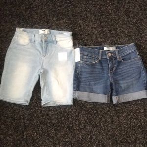 2 OLD NAVY SHORTS